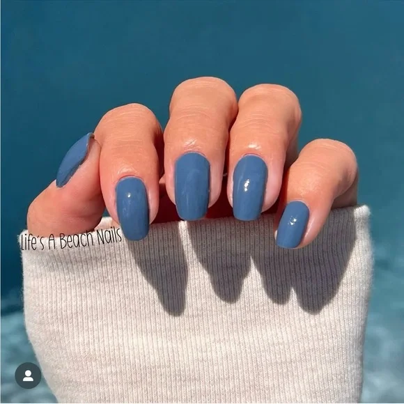 Color Street: Slate of Mind | Blue Gray Fall Winter Solid Crème Cool Muted - Picture 5 of 13